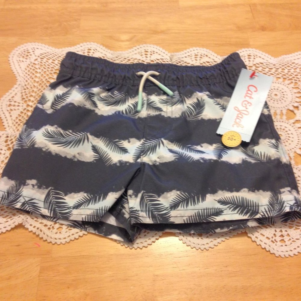 Cat & Jack boys swim trunks, 2T, NWT